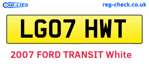 LG07HWT are the vehicle registration plates.