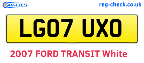 LG07UXO are the vehicle registration plates.