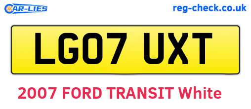 LG07UXT are the vehicle registration plates.