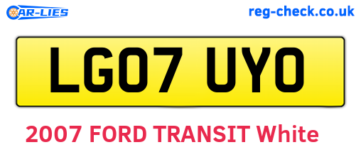 LG07UYO are the vehicle registration plates.