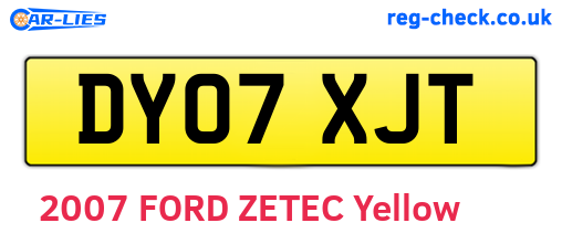 DY07XJT are the vehicle registration plates.