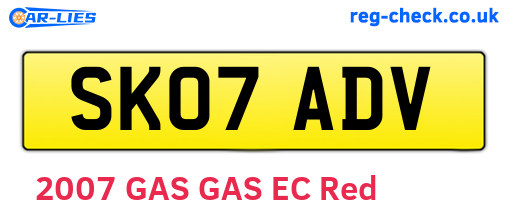 SK07ADV are the vehicle registration plates.