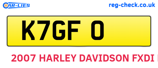 K7GFO are the vehicle registration plates.