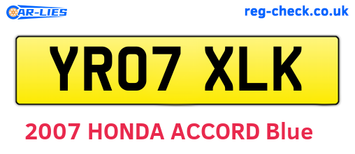 YR07XLK are the vehicle registration plates.