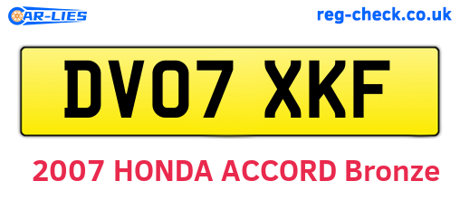 DV07XKF are the vehicle registration plates.