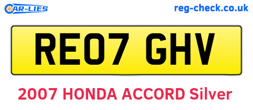 RE07GHV are the vehicle registration plates.