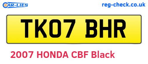 TK07BHR are the vehicle registration plates.