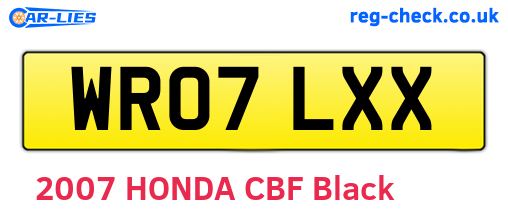 WR07LXX are the vehicle registration plates.