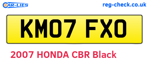 KM07FXO are the vehicle registration plates.
