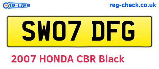 SW07DFG are the vehicle registration plates.