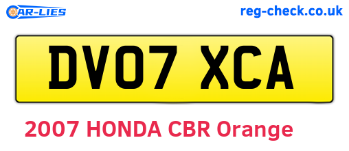 DV07XCA are the vehicle registration plates.