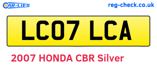 LC07LCA are the vehicle registration plates.