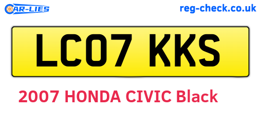 LC07KKS are the vehicle registration plates.