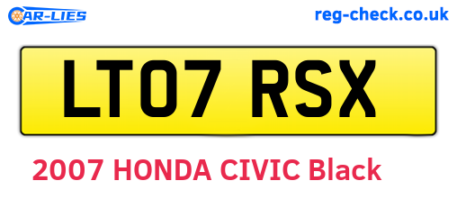 LT07RSX are the vehicle registration plates.