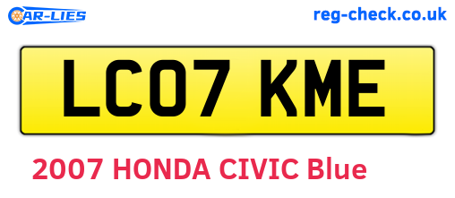 LC07KME are the vehicle registration plates.