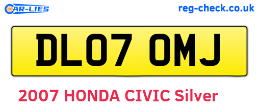 DL07OMJ are the vehicle registration plates.