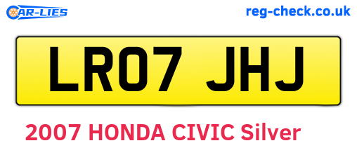 LR07JHJ are the vehicle registration plates.