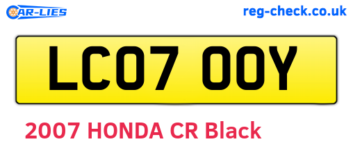 LC07OOY are the vehicle registration plates.