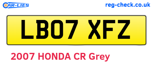 LB07XFZ are the vehicle registration plates.