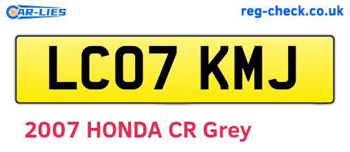 LC07KMJ are the vehicle registration plates.