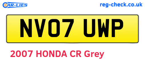NV07UWP are the vehicle registration plates.