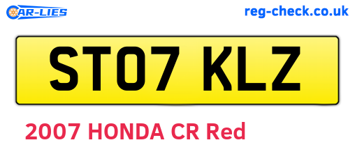ST07KLZ are the vehicle registration plates.