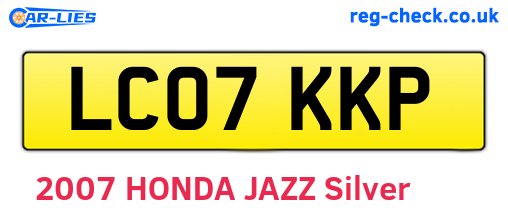 LC07KKP are the vehicle registration plates.
