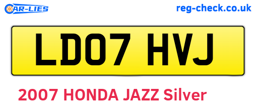 LD07HVJ are the vehicle registration plates.
