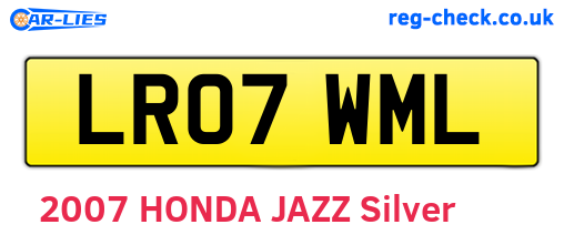 LR07WML are the vehicle registration plates.