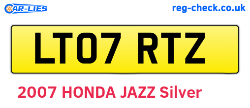 LT07RTZ are the vehicle registration plates.