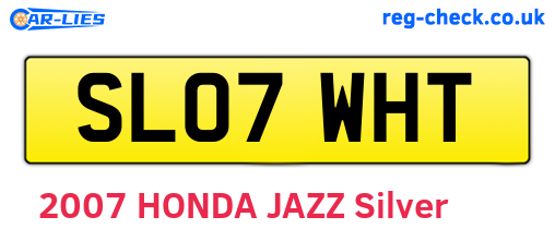 SL07WHT are the vehicle registration plates.