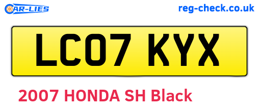 LC07KYX are the vehicle registration plates.