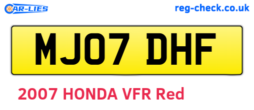 MJ07DHF are the vehicle registration plates.