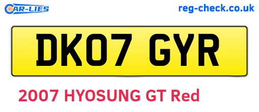 DK07GYR are the vehicle registration plates.