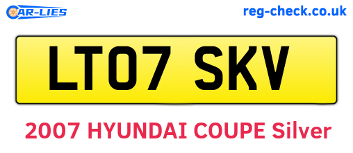 LT07SKV are the vehicle registration plates.