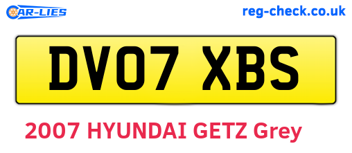DV07XBS are the vehicle registration plates.