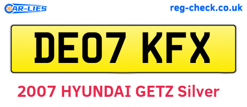 DE07KFX are the vehicle registration plates.