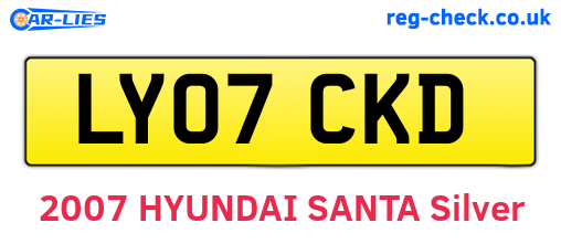 LY07CKD are the vehicle registration plates.