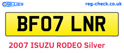 BF07LNR are the vehicle registration plates.