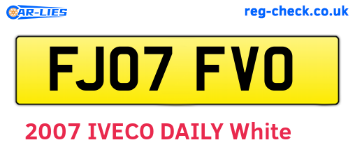 FJ07FVO are the vehicle registration plates.