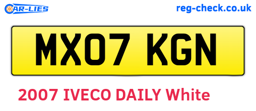 MX07KGN are the vehicle registration plates.