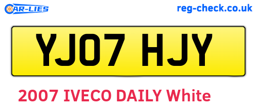 YJ07HJY are the vehicle registration plates.