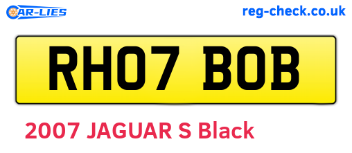 RH07BOB are the vehicle registration plates.