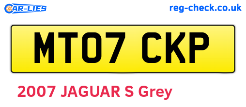 MT07CKP are the vehicle registration plates.