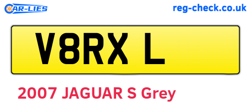 V8RXL are the vehicle registration plates.