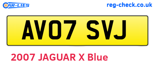 AV07SVJ are the vehicle registration plates.