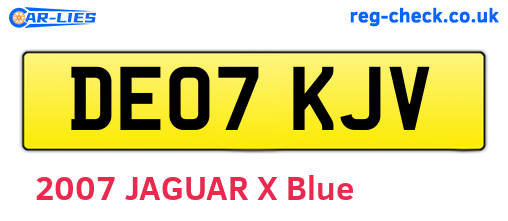 DE07KJV are the vehicle registration plates.