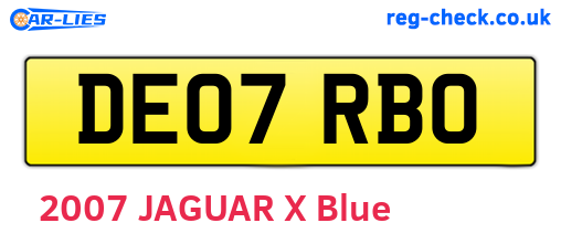 DE07RBO are the vehicle registration plates.