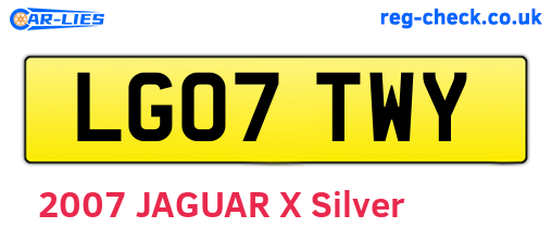 LG07TWY are the vehicle registration plates.
