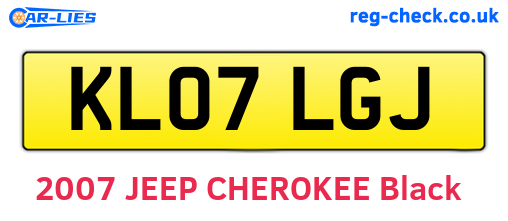 KL07LGJ are the vehicle registration plates.